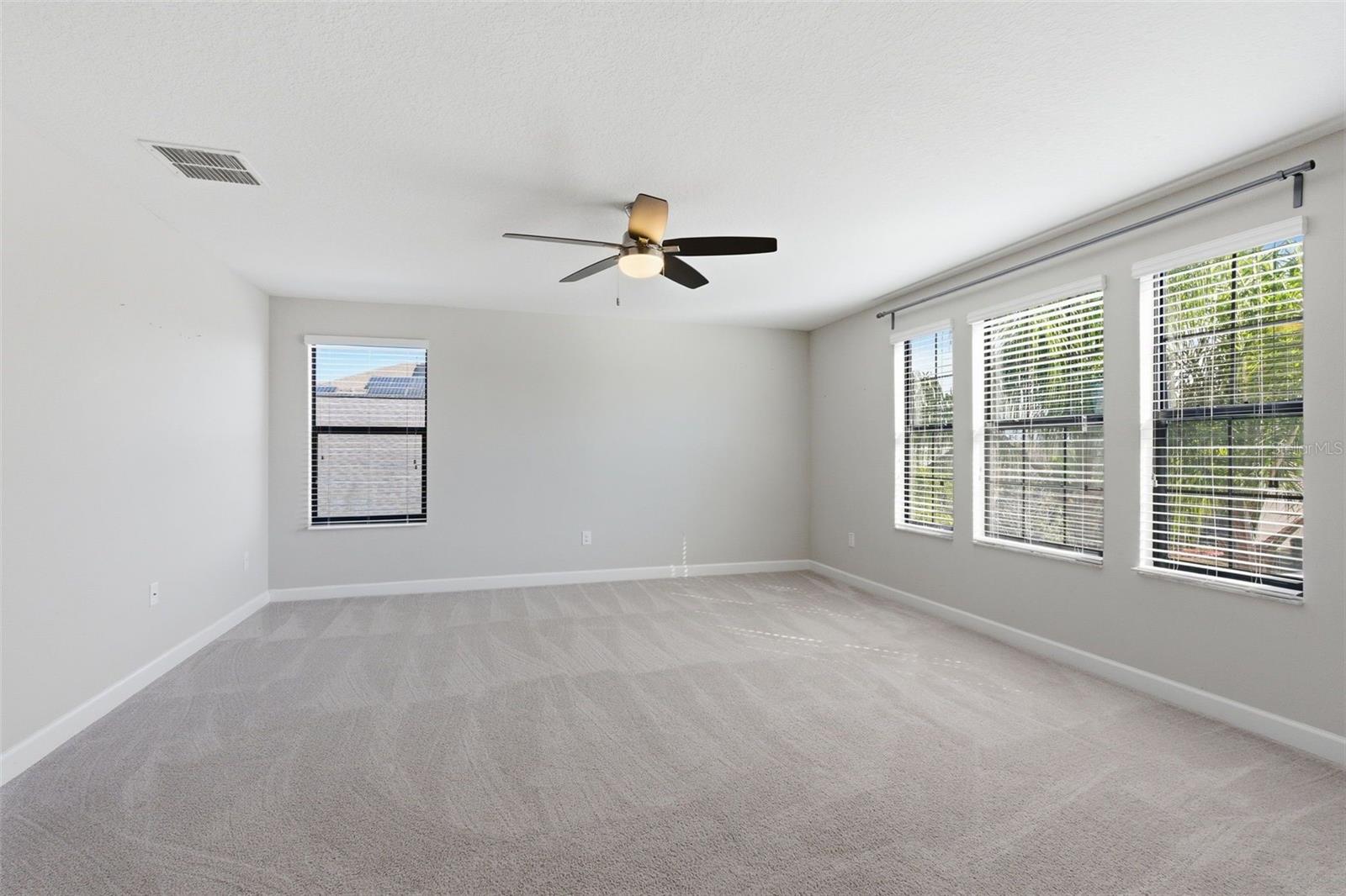 OAKS AT SHADY CREEK PH 1 - Residential Lease