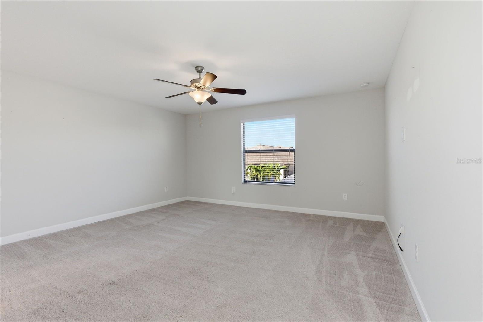 OAKS AT SHADY CREEK PH 1 - Residential Lease