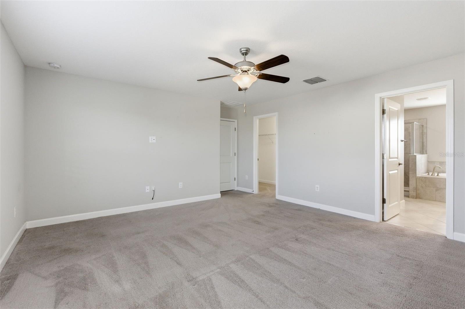 OAKS AT SHADY CREEK PH 1 - Residential Lease