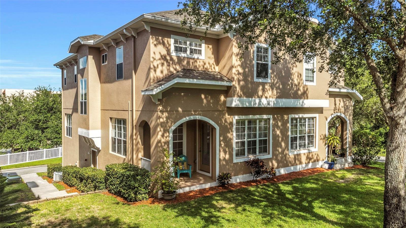 94 S HIGHLAND AVENUE 2401