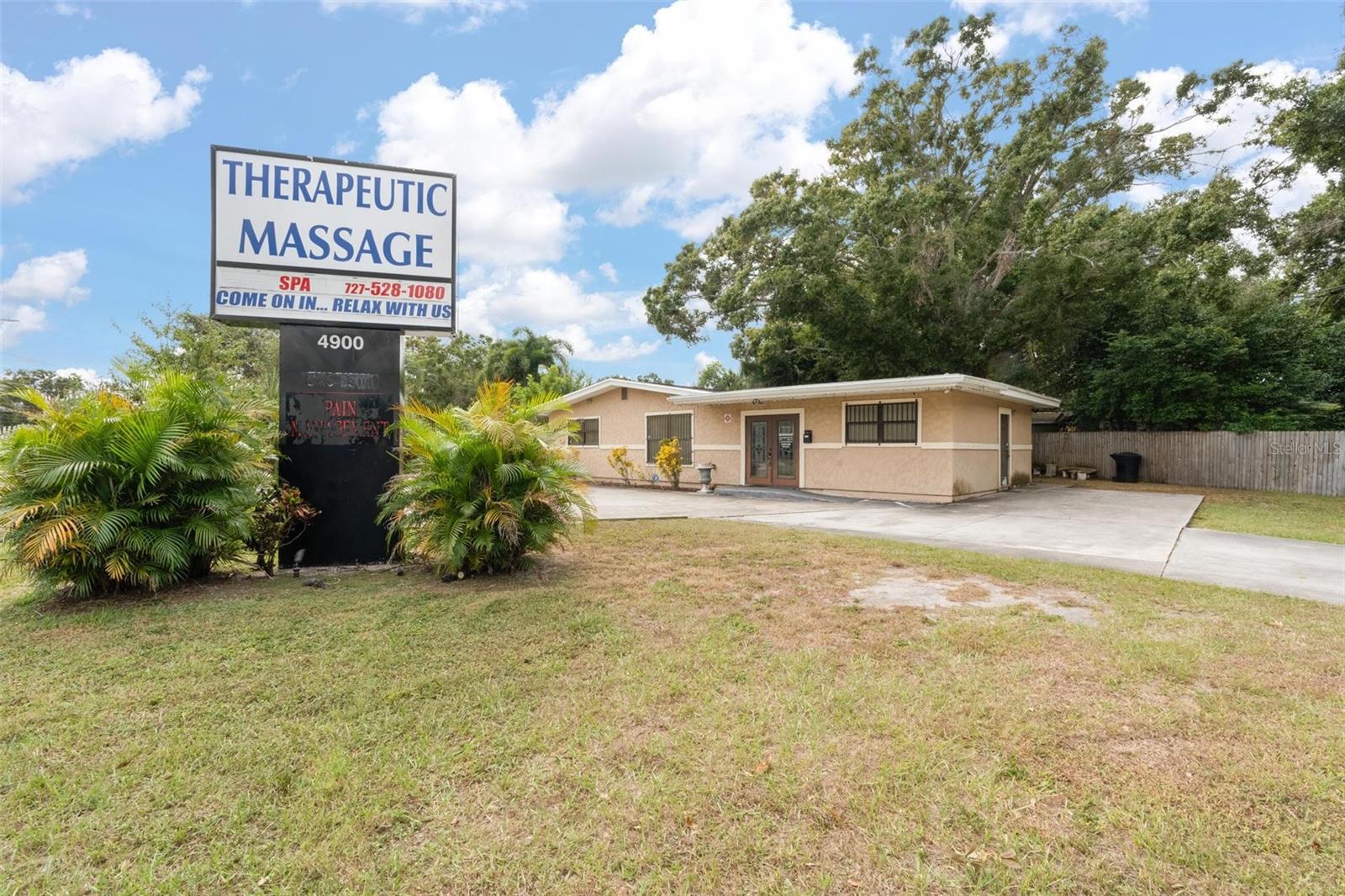 DISSTON GARDENS - Commercial Sale