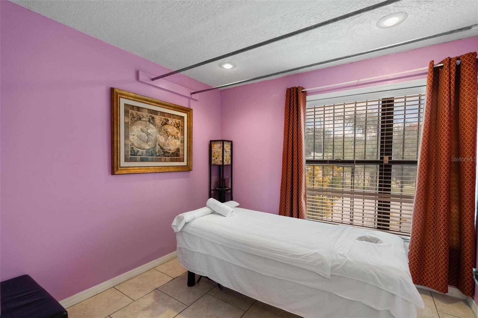 DISSTON GARDENS - Commercial Sale