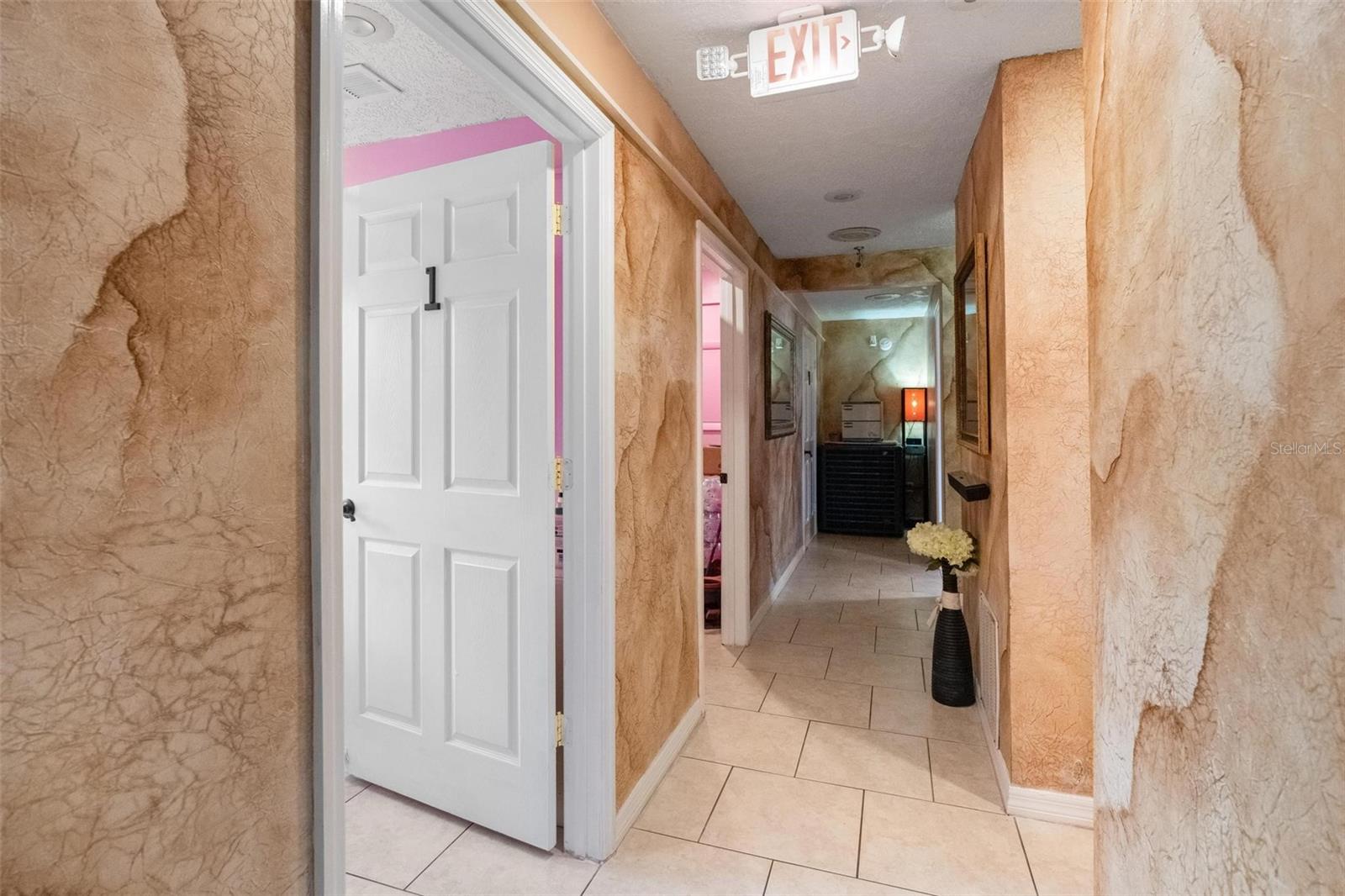 DISSTON GARDENS - Commercial Sale