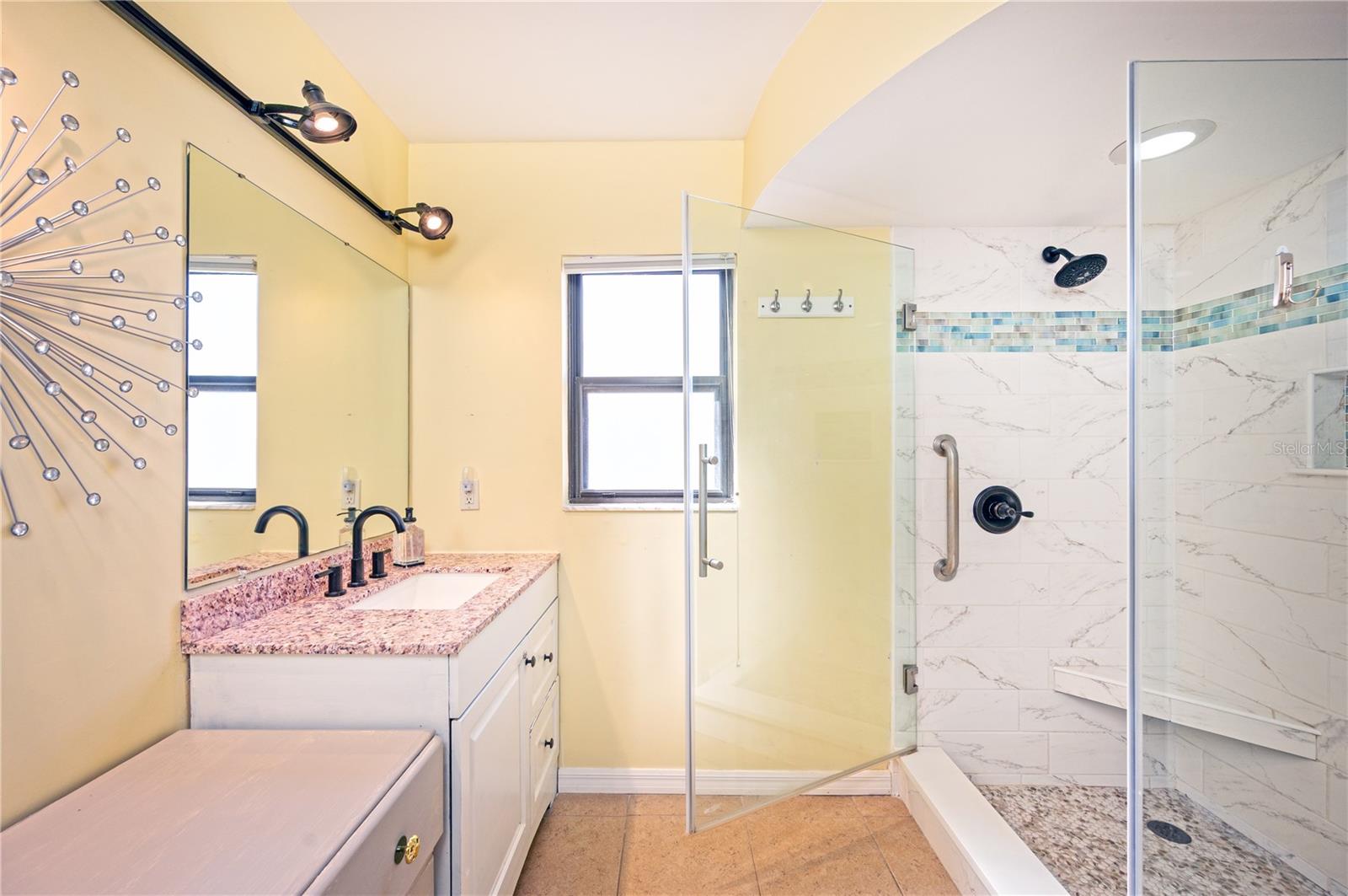 INDIAN SANDS CONDO - Residential