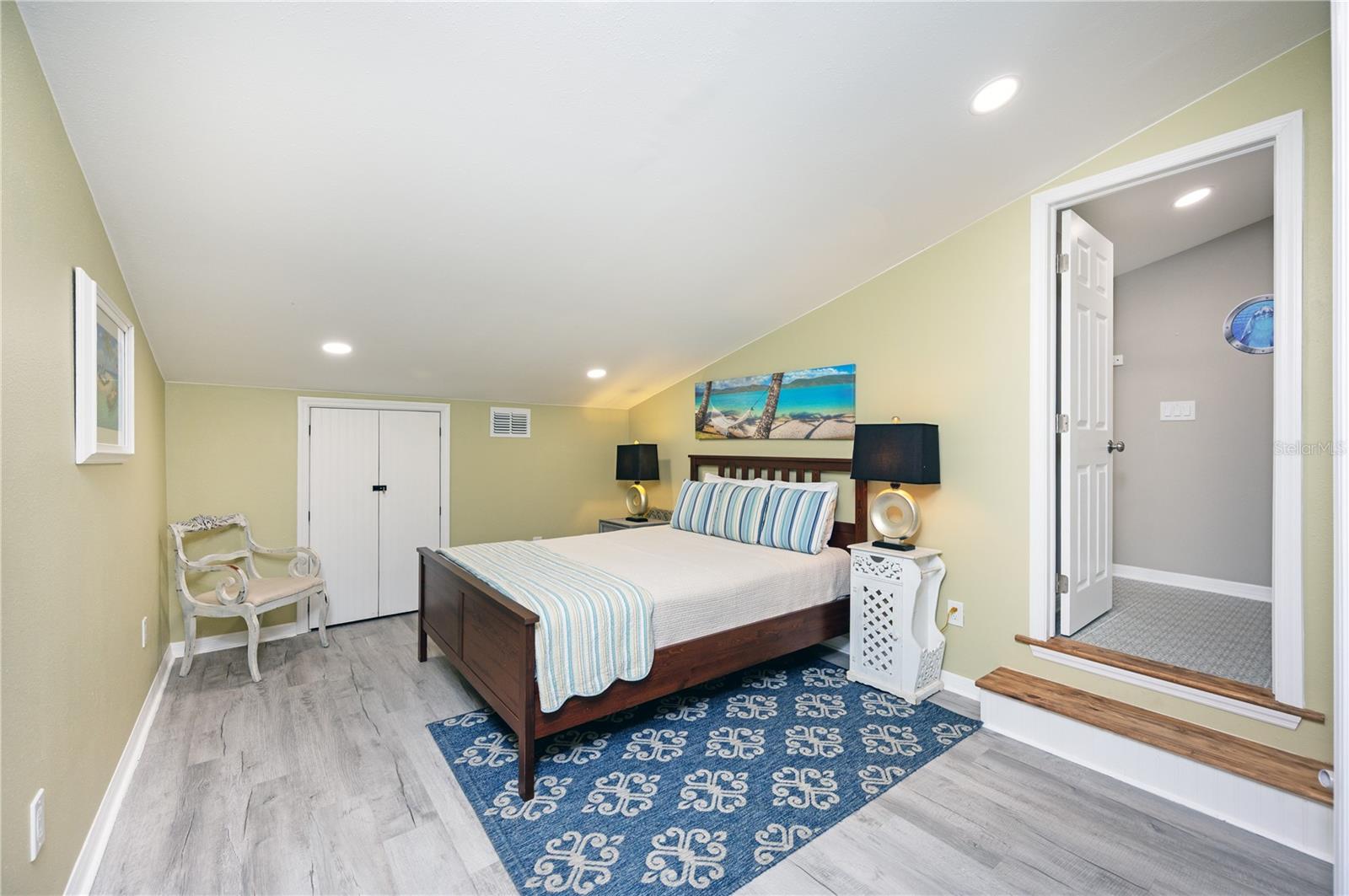 INDIAN SANDS CONDO - Residential