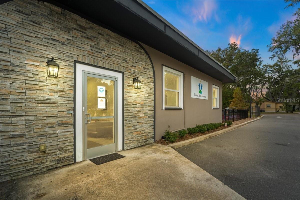 NORTHEAST SEOLA - Business Opportunity