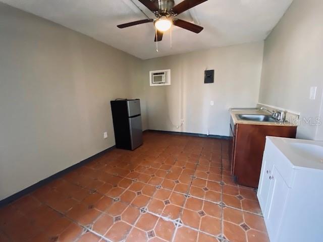 NORTH SIDE HOMES - Residential Lease