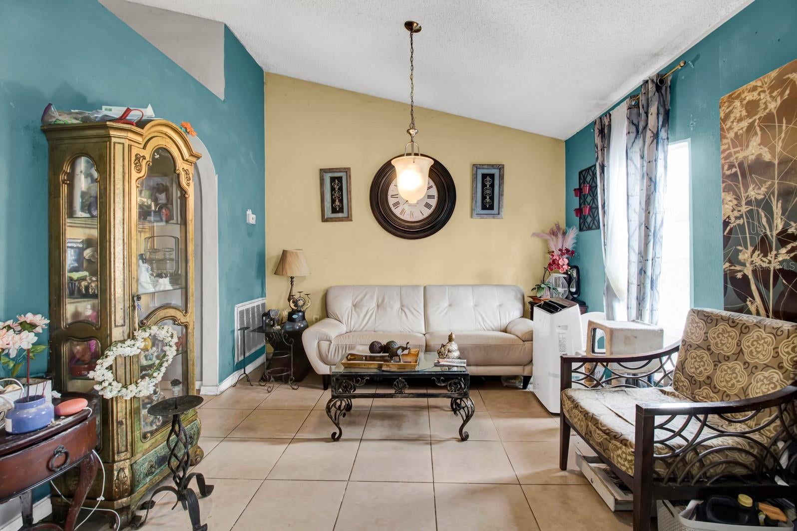 62 HERRING COURT