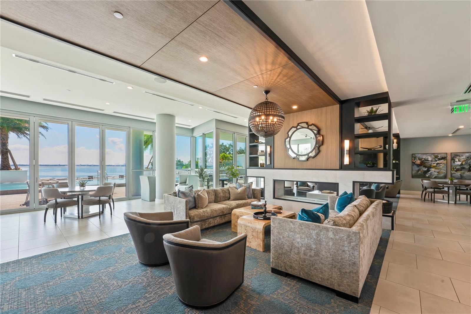 VIRAGE BAYSHORE - Residential