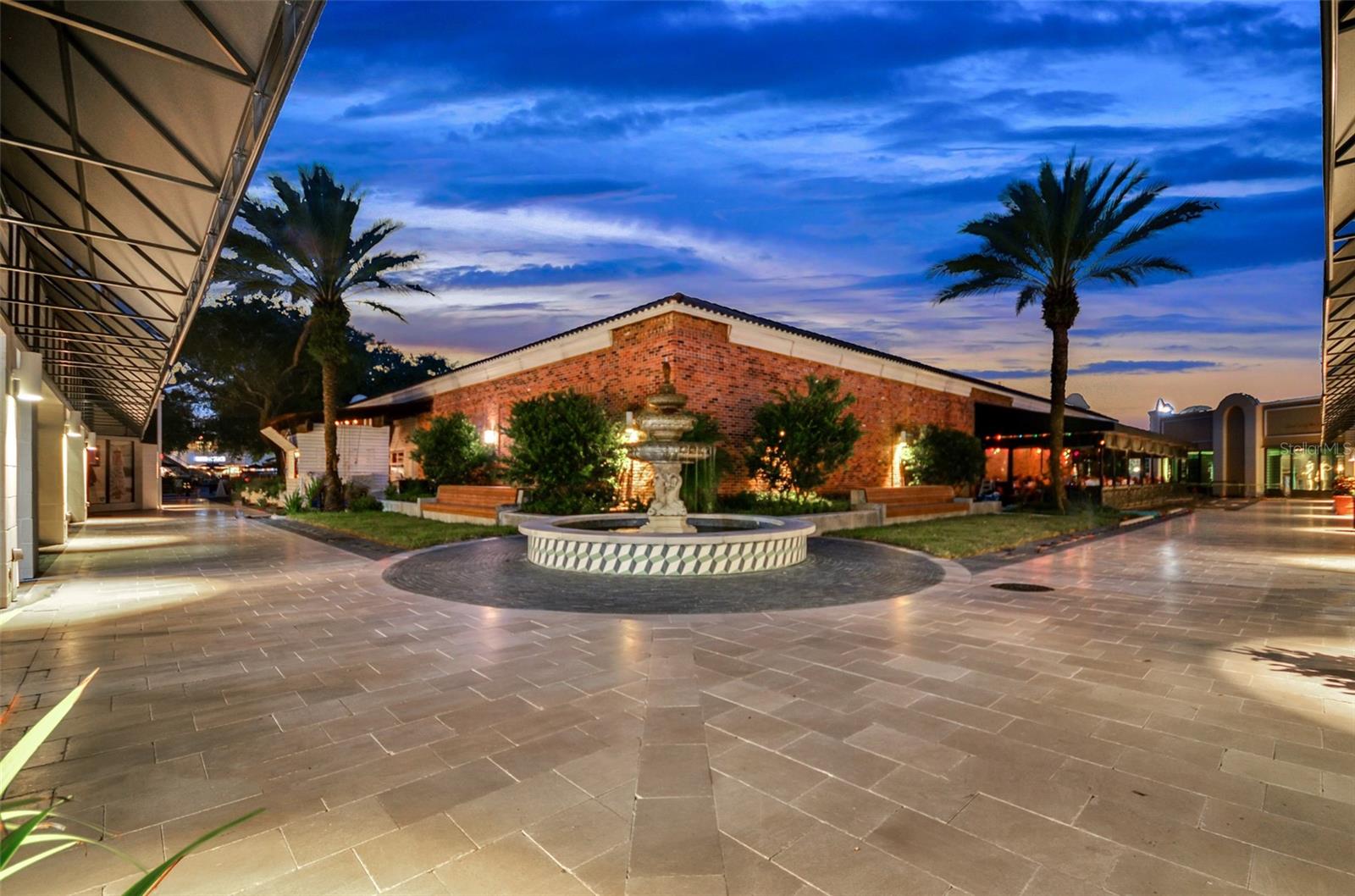 VIRAGE BAYSHORE - Residential