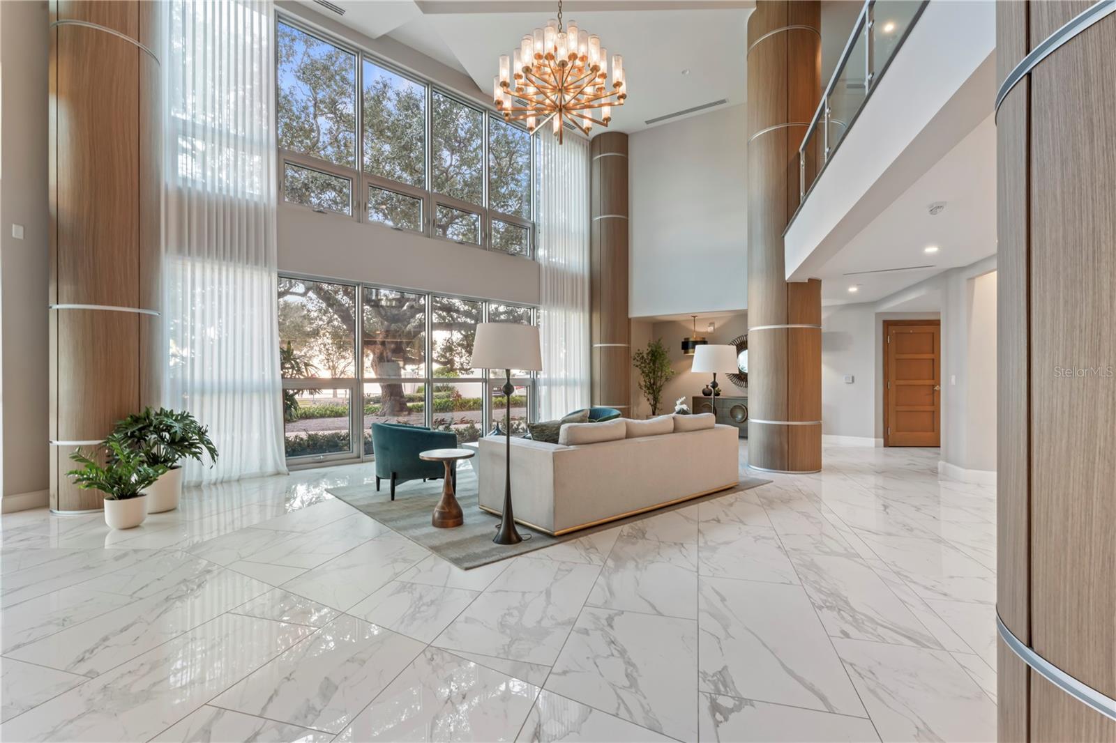 VIRAGE BAYSHORE - Residential