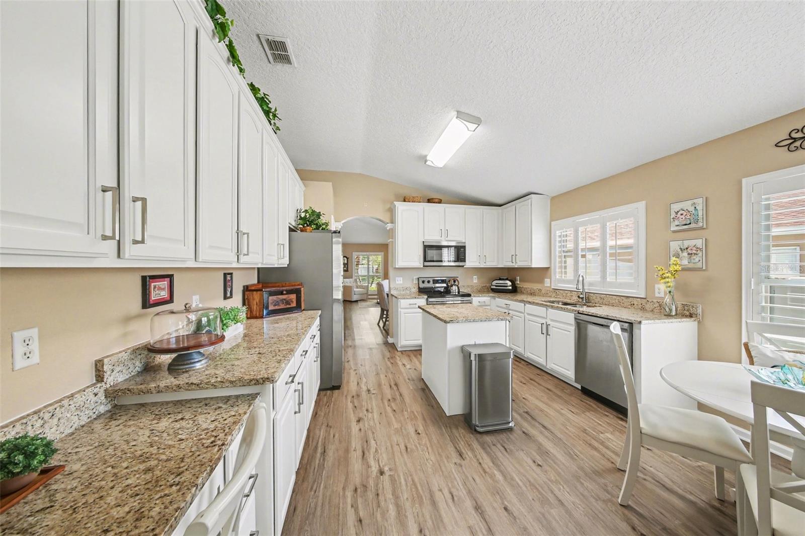 OAKHURST RESERVE UNIT ONE - Residential