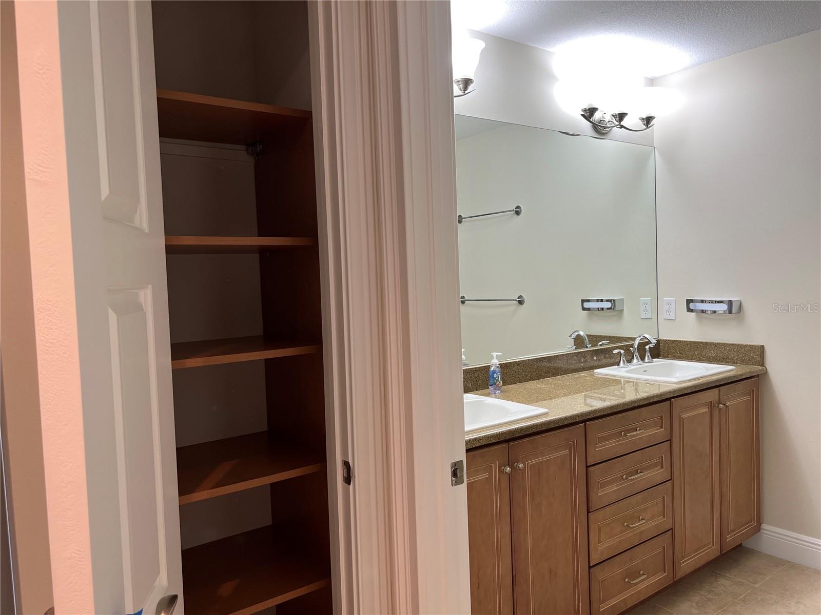 CTRUS PARK - Residential Lease