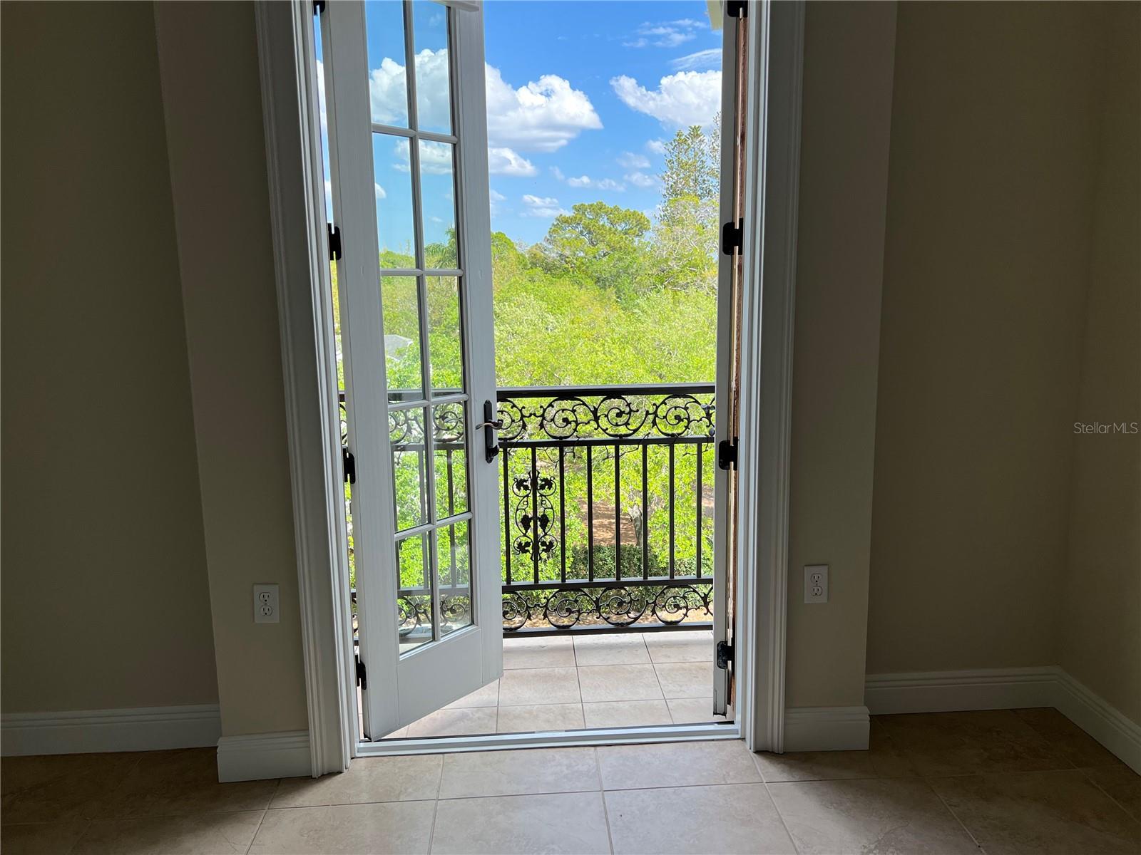 CTRUS PARK - Residential Lease