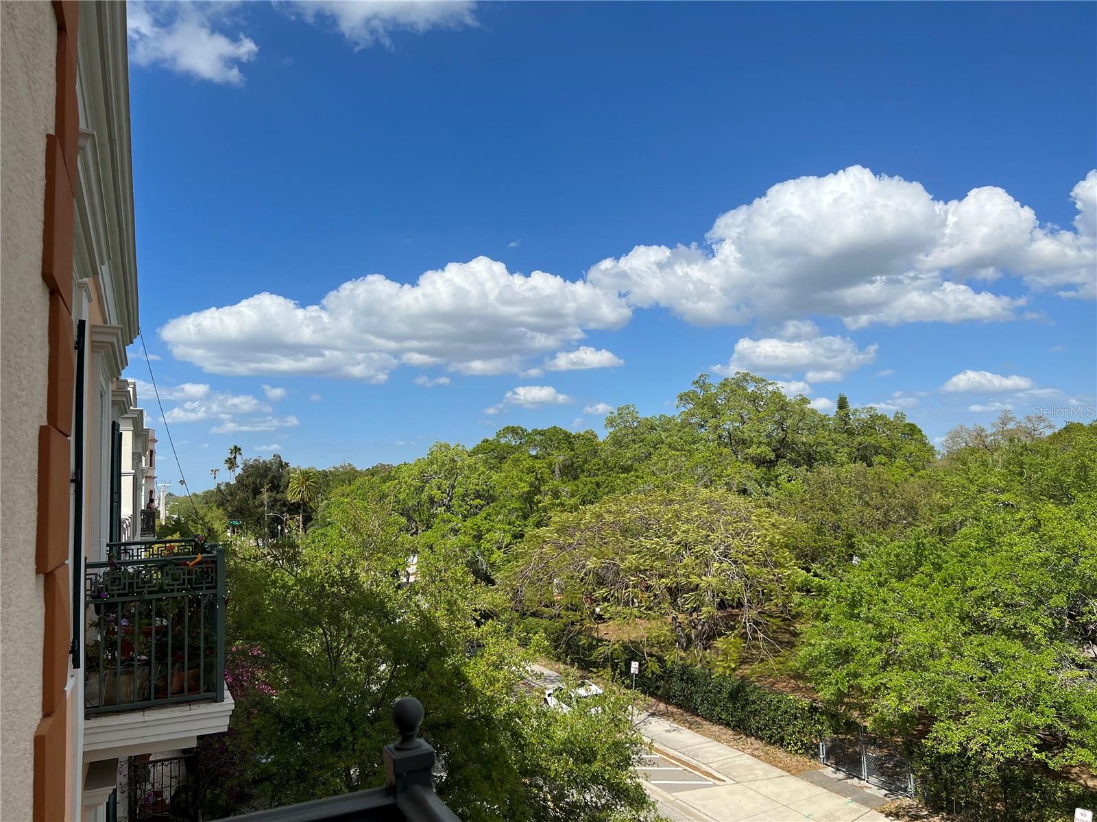 CTRUS PARK - Residential Lease