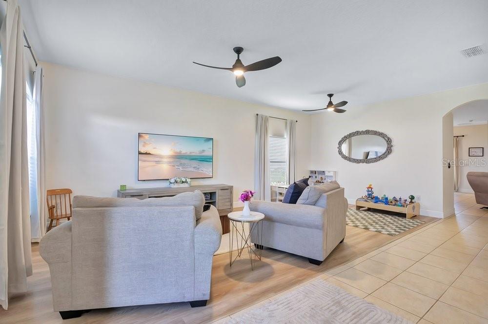 504 KEY HAVEN DRIVE