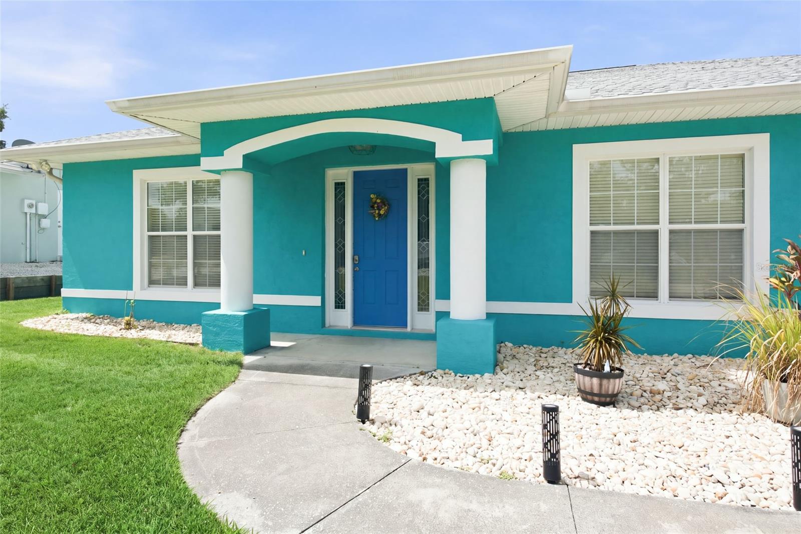 520 LIBERTY STREET, ENGLEWOOD, FL, 34223 3 520 LIBERTY STREET