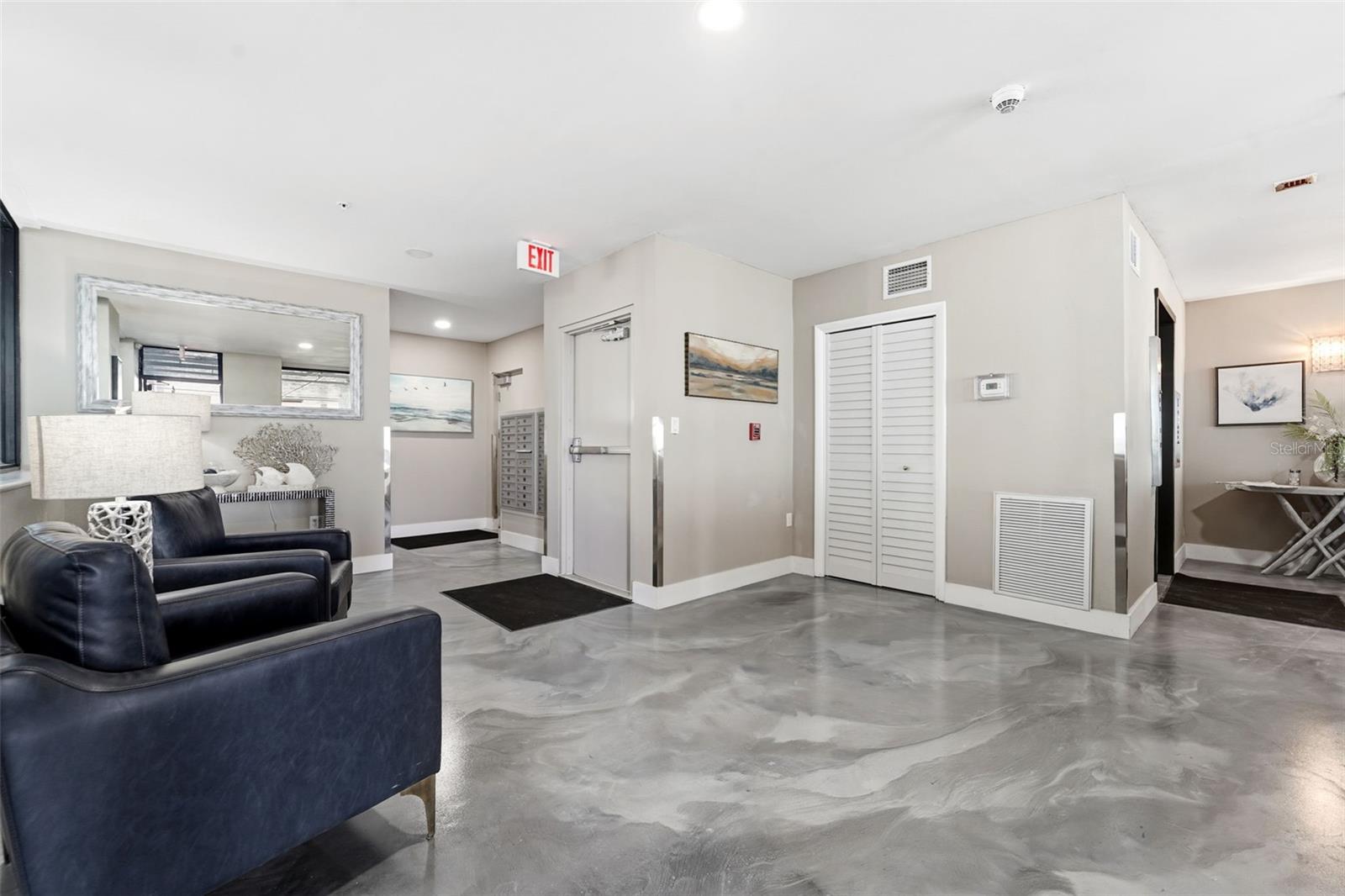 MADEIRA TOWERS CONDO - Residential