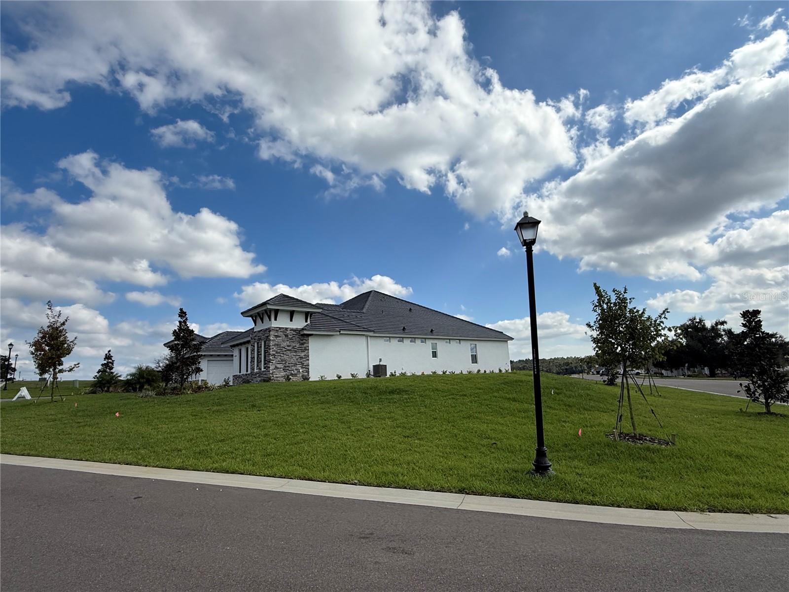 WEST HILL ESTATES - Residential