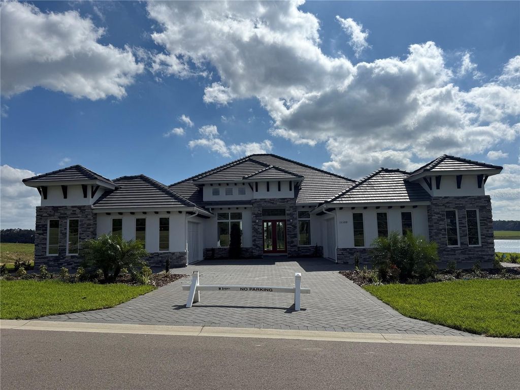 Photo of 35588 Farmview Road, Dade City, FL 33525 (MLS # O6357120)