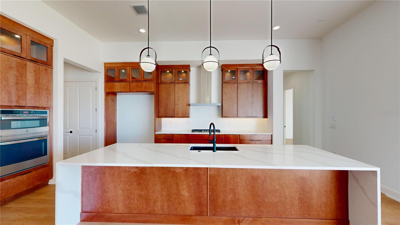 WEST HILL ESTATES - Residential