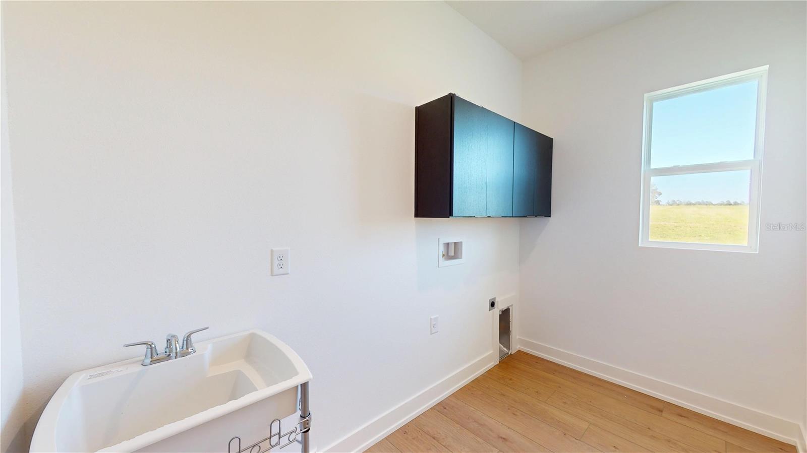 WEST HILL ESTATES - Residential