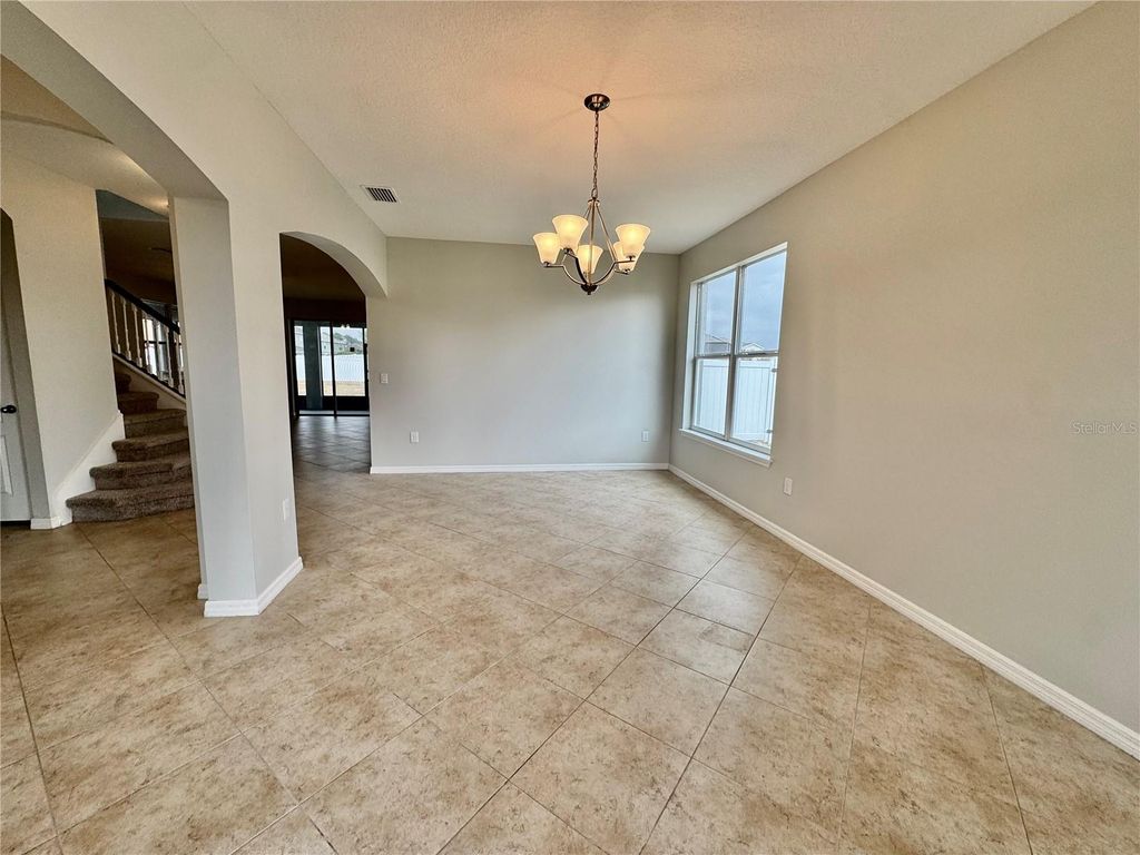 Photo of 2005 Via Napoli Street, Plant City, FL 33566 (MLS # L4959080)