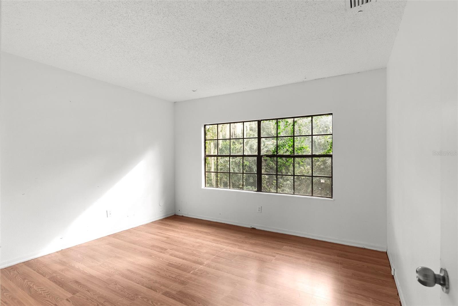 INWOOD #5 - Residential Income