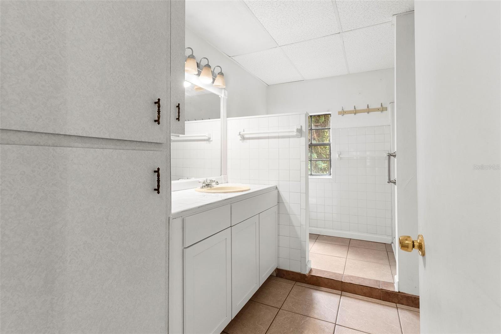 INWOOD #5 - Residential Income