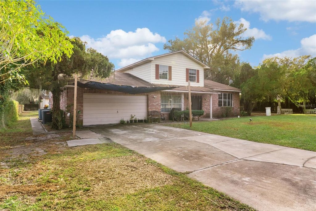 Photo of 2500 Avenue O NW, Winter Haven, FL 33881 (MLS # P4937242)