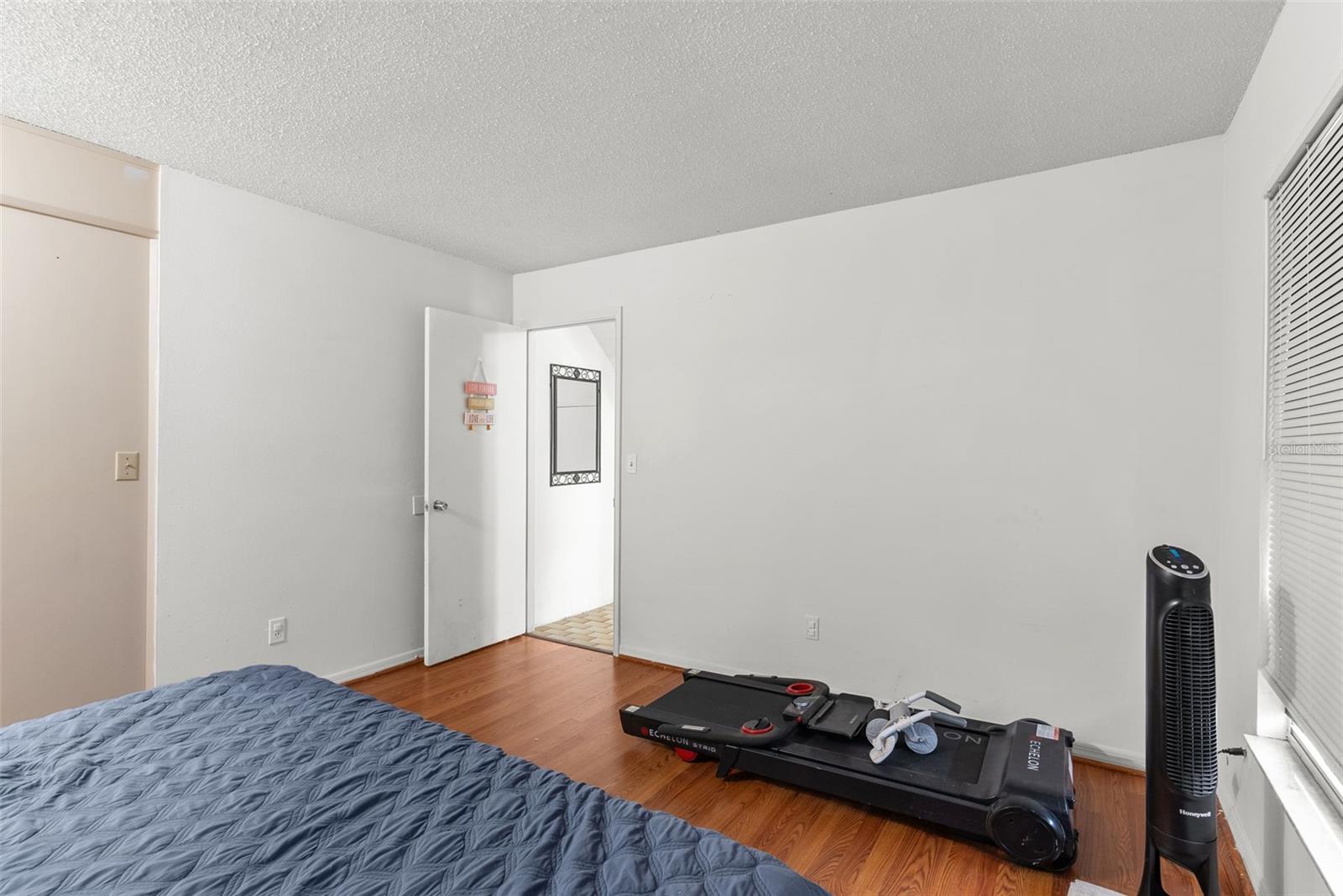 INWOOD #5 - Residential Income