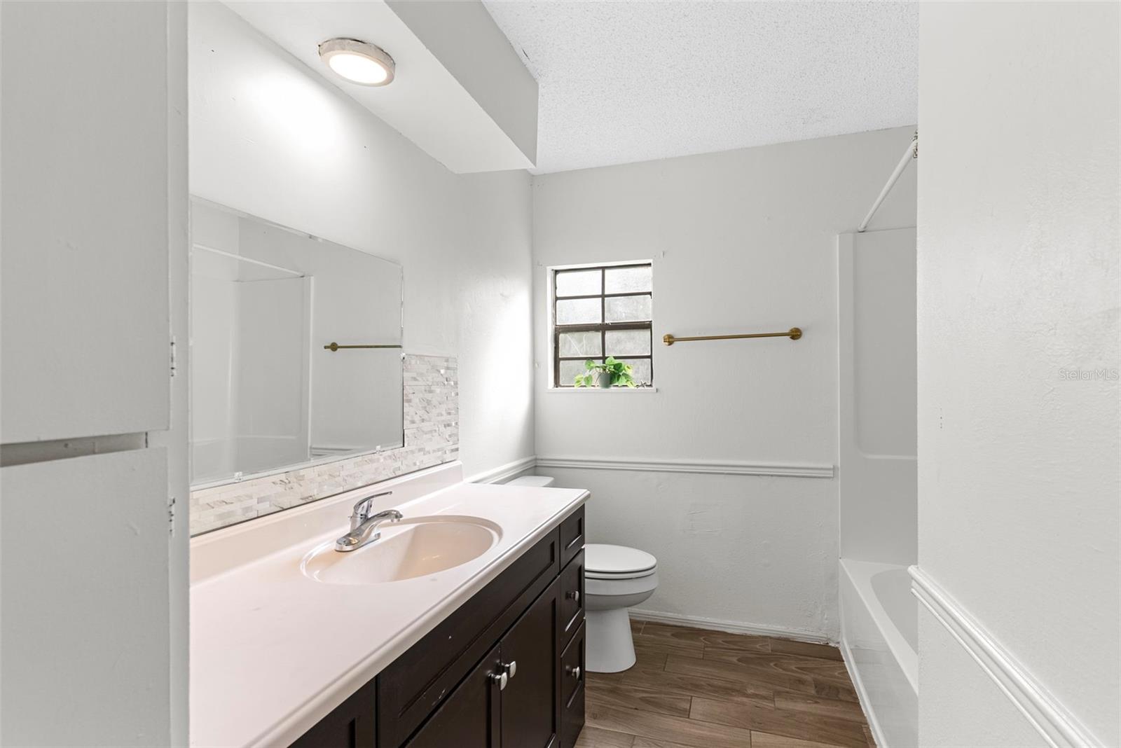 INWOOD #5 - Residential Income