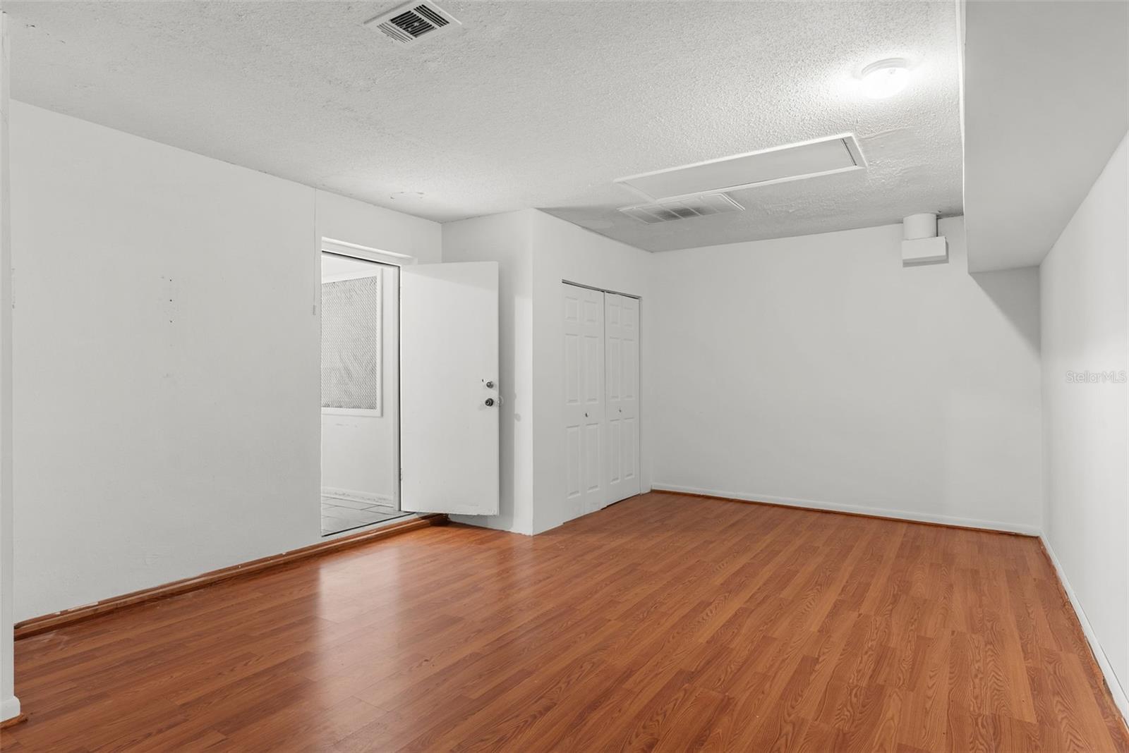 INWOOD #5 - Residential Income