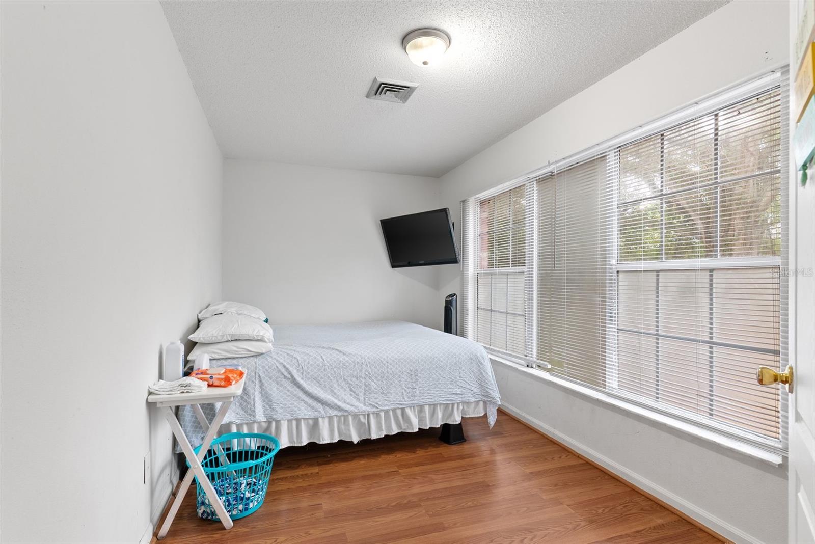 INWOOD #5 - Residential Income