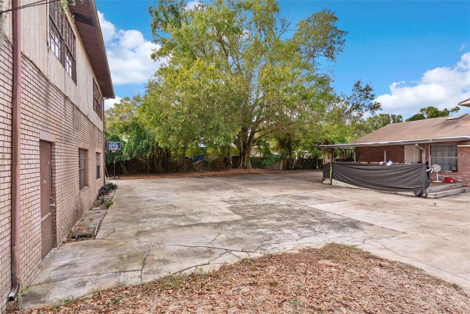 INWOOD #5 - Residential Income