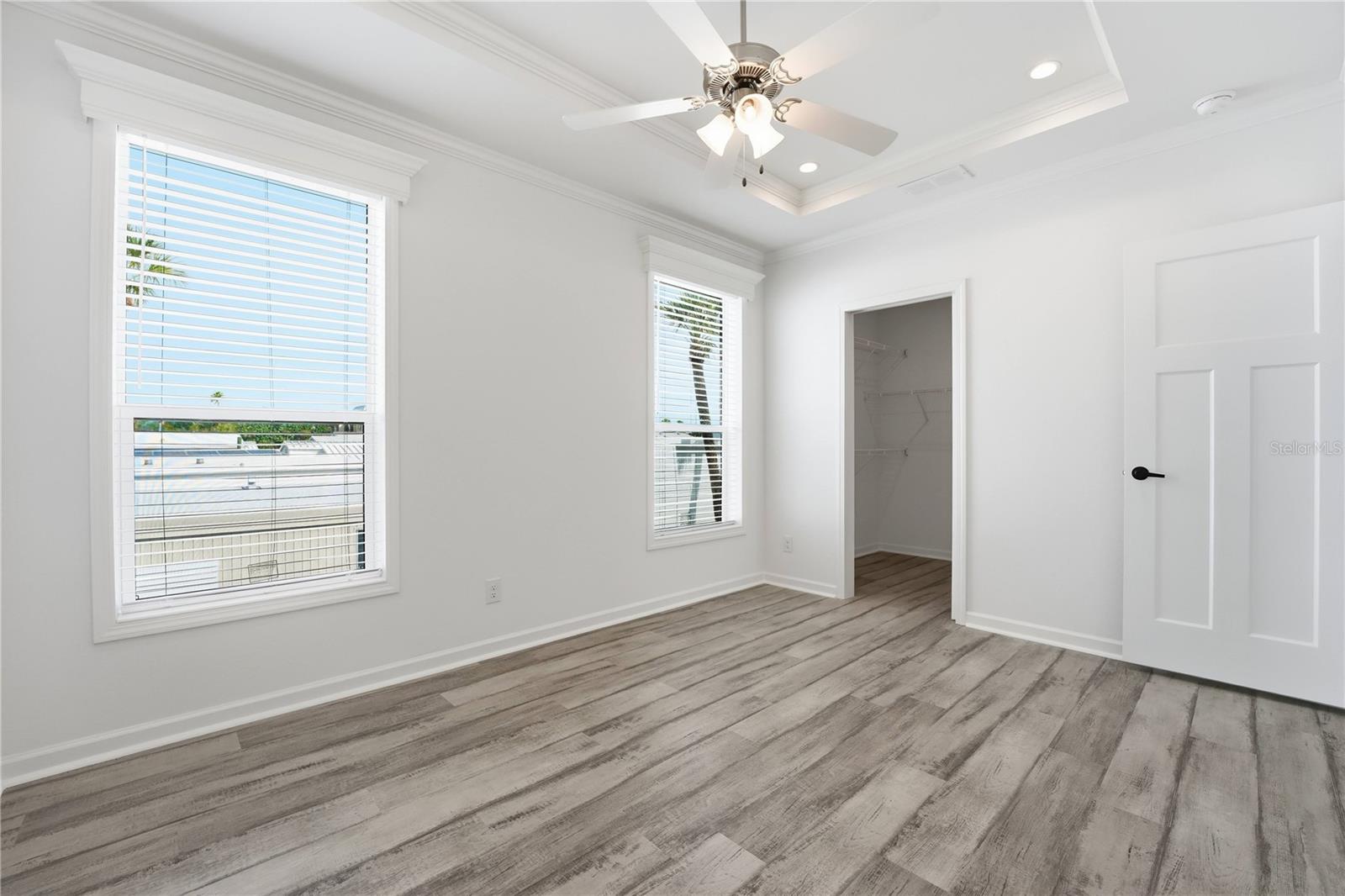 GULFSHORE OF LONGBOAT KEY - Residential