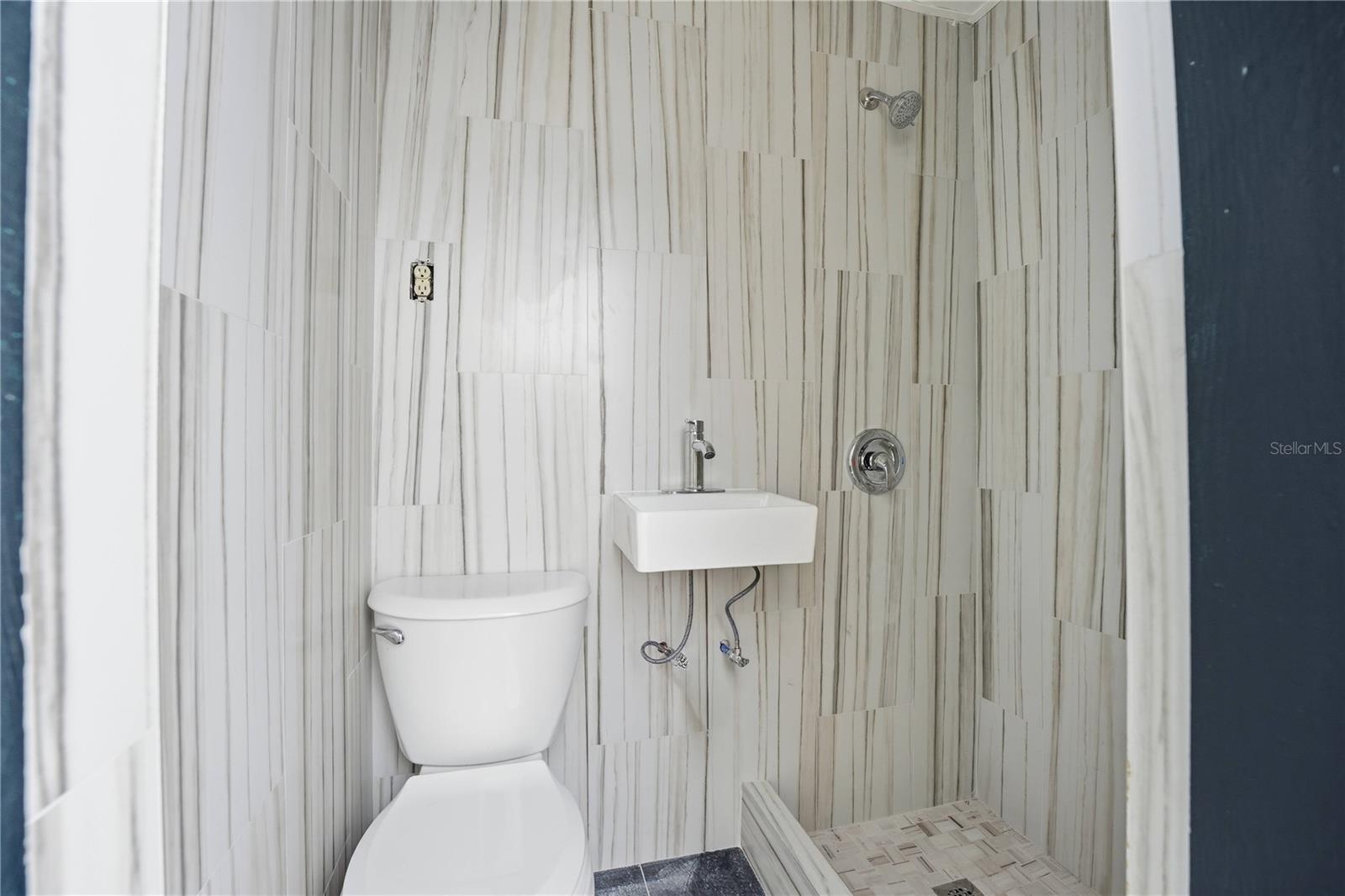 GULFSHORE OF LONGBOAT KEY - Residential