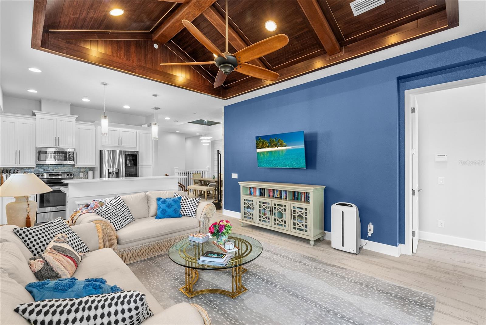 EDGEWATER WALK ON HARBOUR ISLE 5-36 - Residential Lease