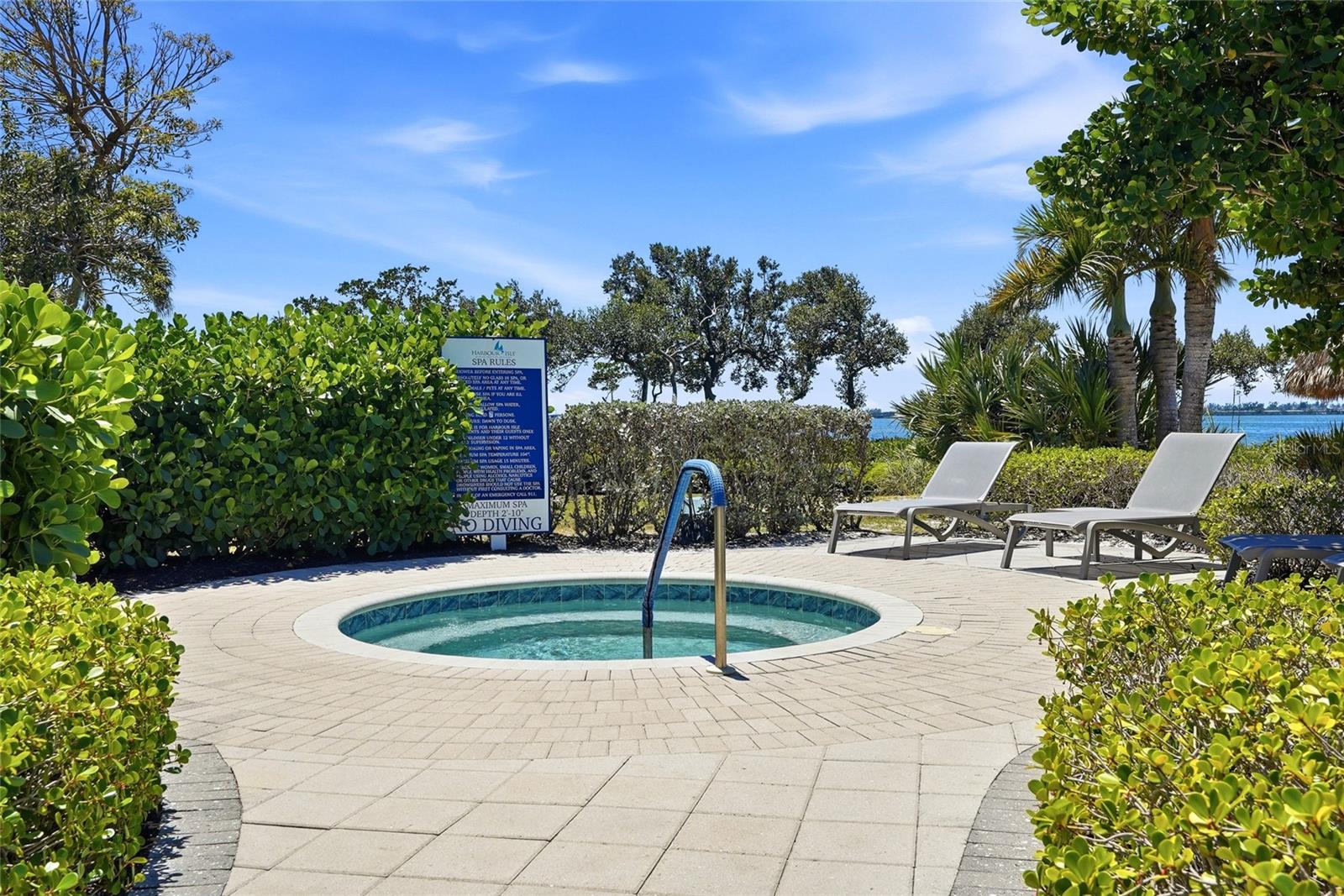 EDGEWATER WALK ON HARBOUR ISLE 5-36 - Residential Lease