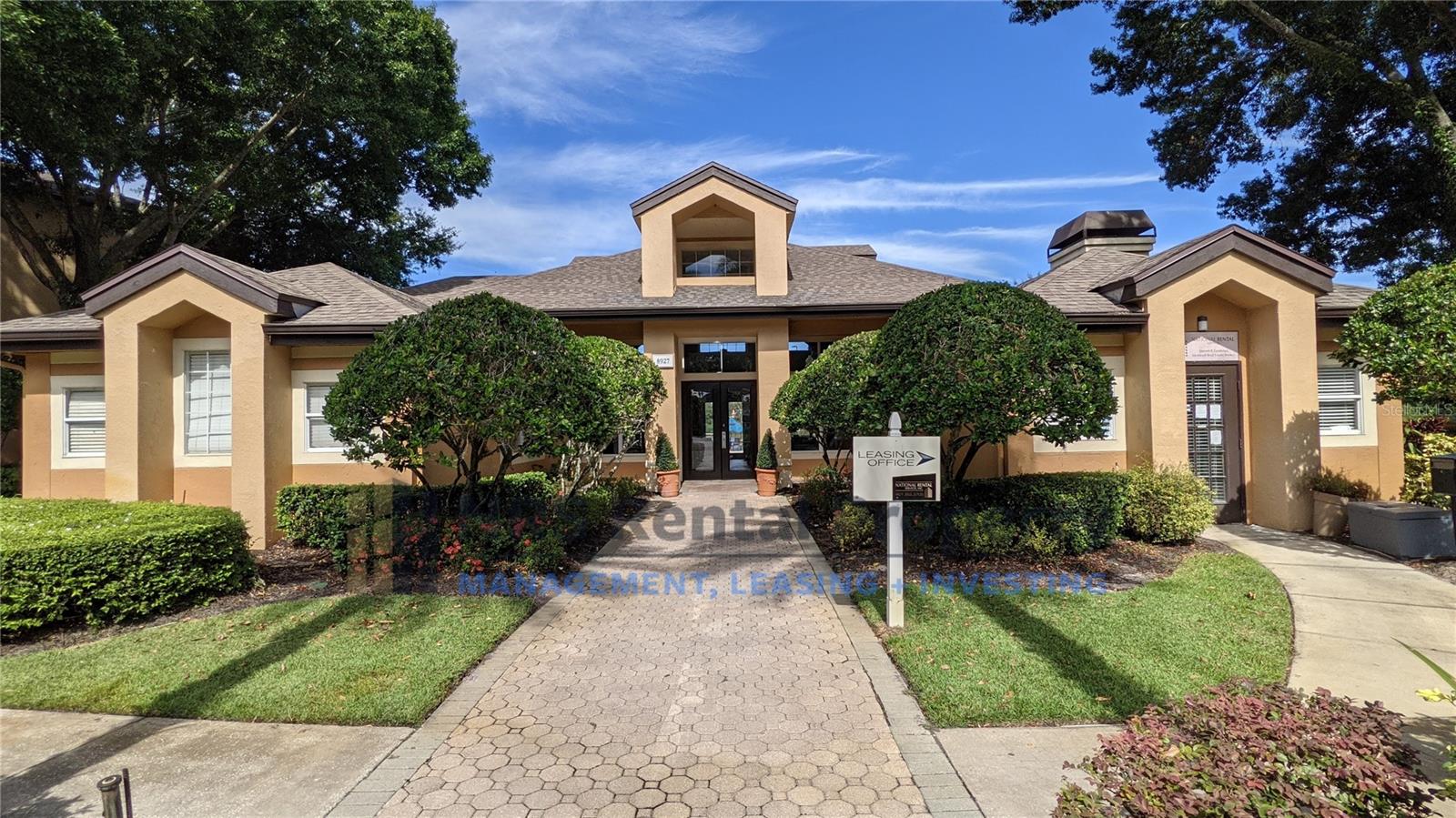 SANDLAKE PRIVATE RESIDENCES - Residential Lease