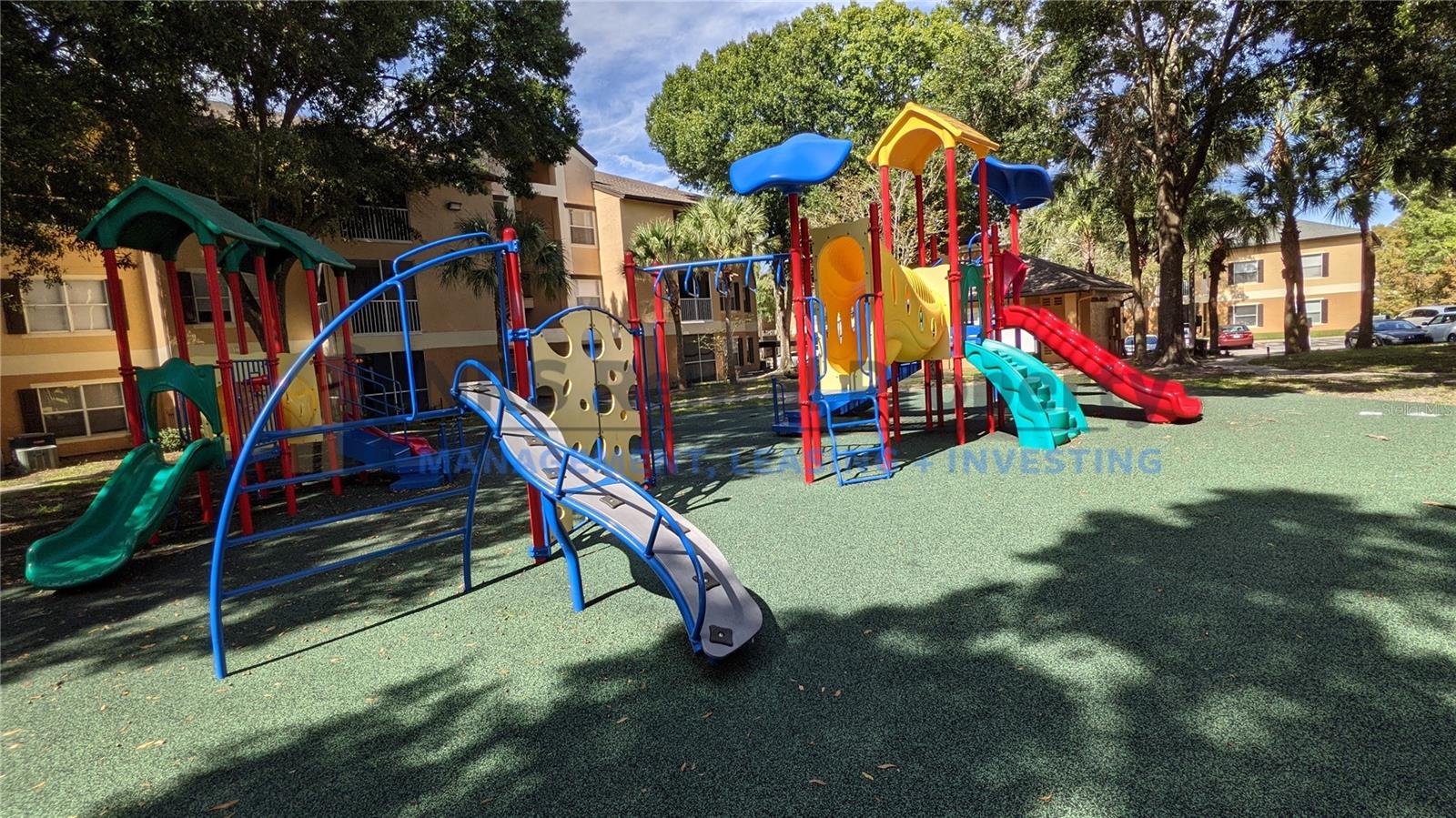 SANDLAKE PRIVATE RESIDENCES - Residential Lease