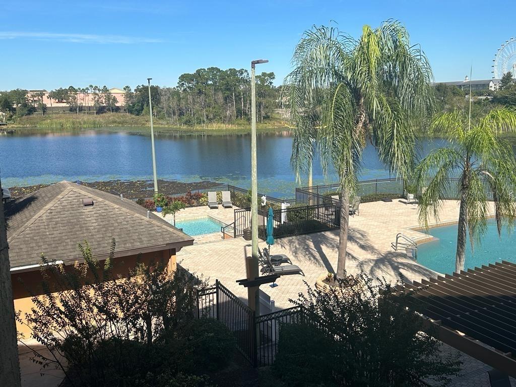 SANDLAKE PRIVATE RESIDENCES - Residential Lease