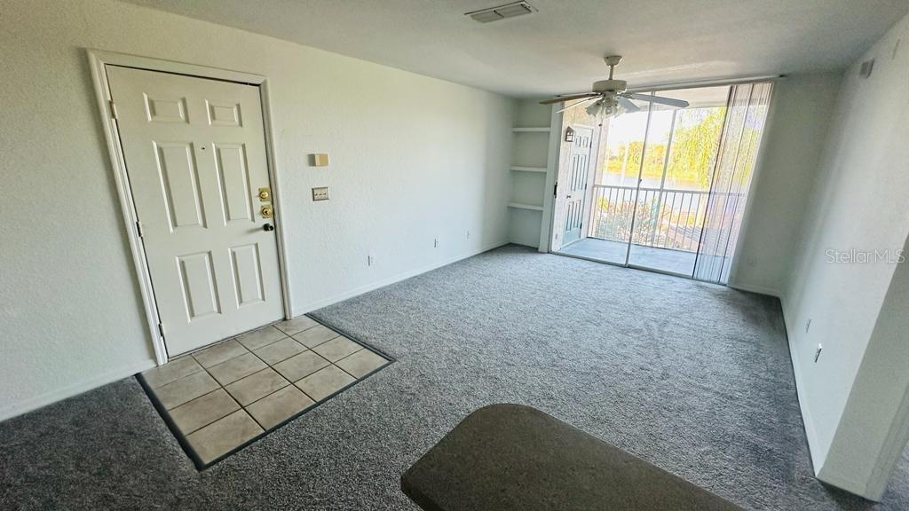 SANDLAKE PRIVATE RESIDENCES - Residential Lease