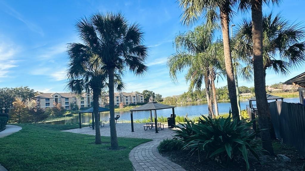 SANDLAKE PRIVATE RESIDENCES - Residential Lease