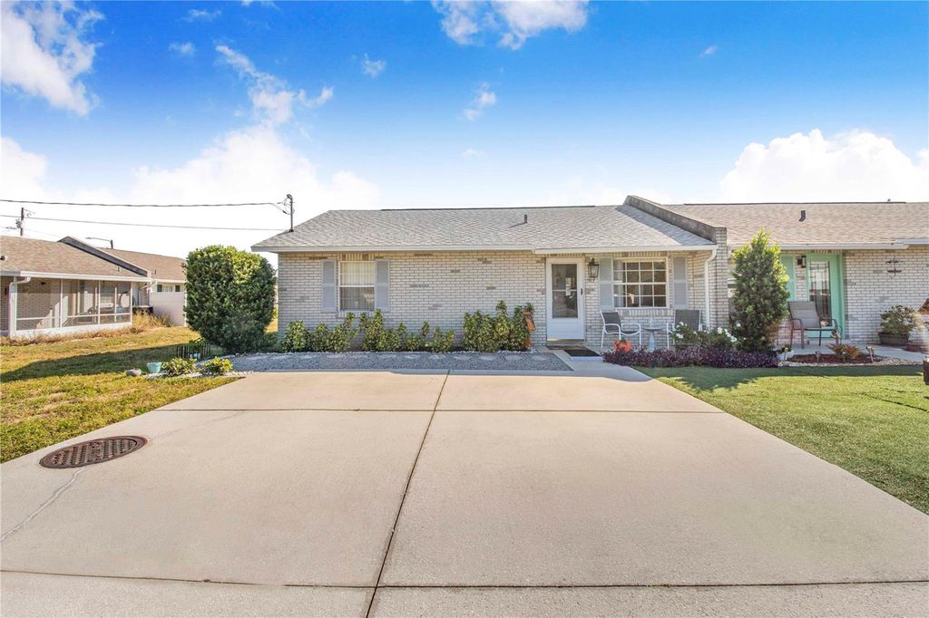 Photo of 1413 Thousand Roses Drive S, Lake Wales, FL 33853 (MLS # P4936929)