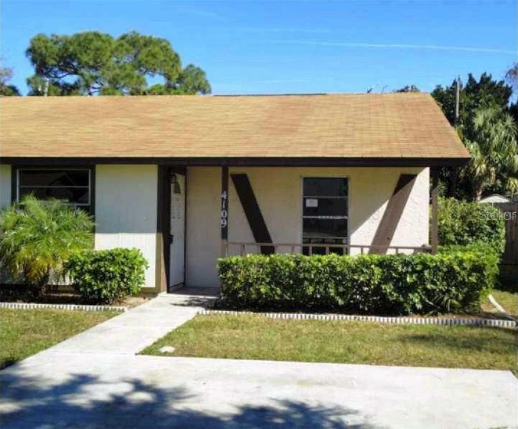 Photo of 4109 78th Street W #29A, Bradenton, FL 34209 (MLS # A4664360)