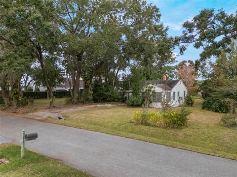 Photo of 1113 Venetian Avenue, Orlando, FL 32804 (MLS # G5112000)