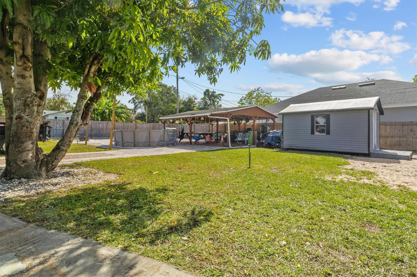 DUNDEE - Residential