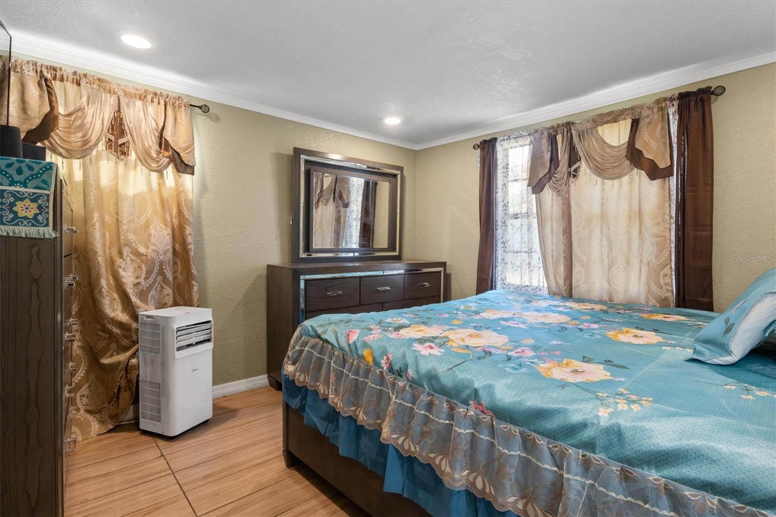 DUNDEE - Residential