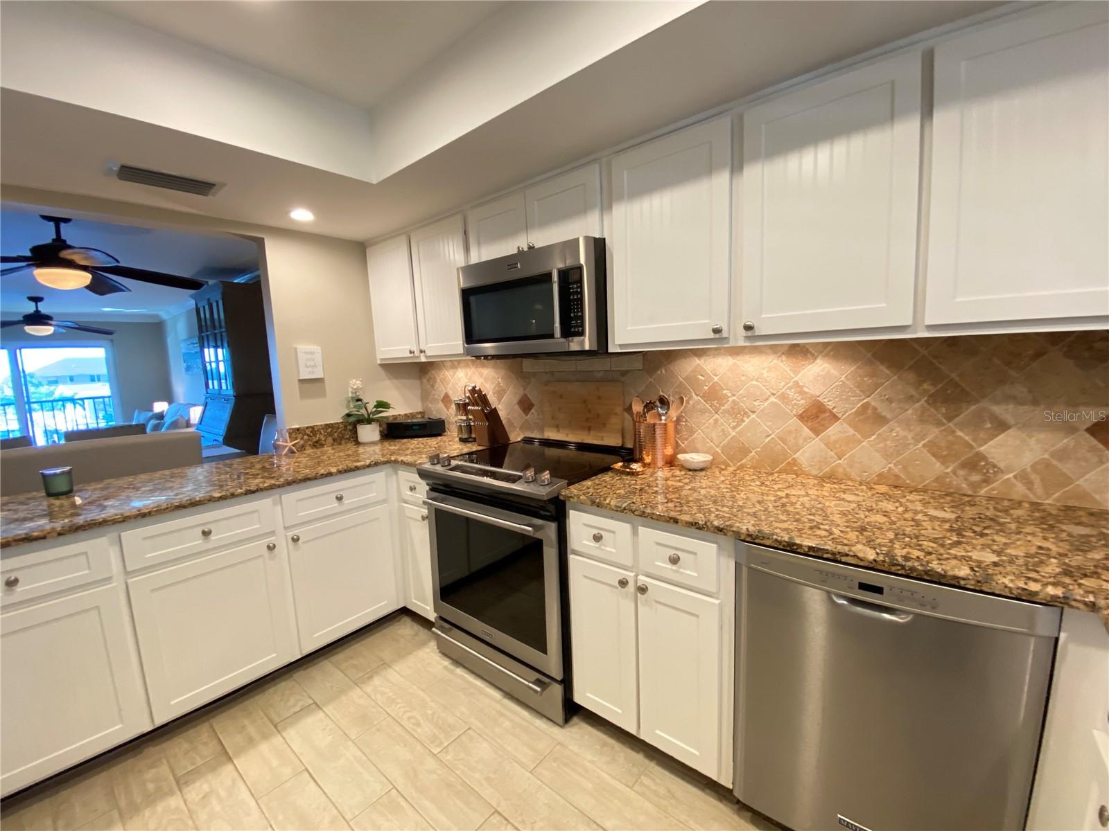 FLAMINGO CAY CONDO APTS AMD - Residential Lease